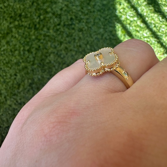 Alhambra Style Gold and White Clover Ring - Picture 3 of 5